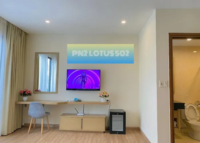Royal Lotus Apartment *